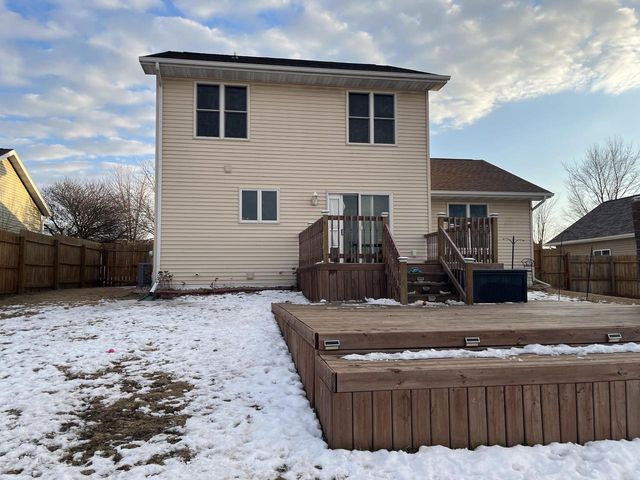 1240 Peninsula LANE, Whitewater, WI 53190