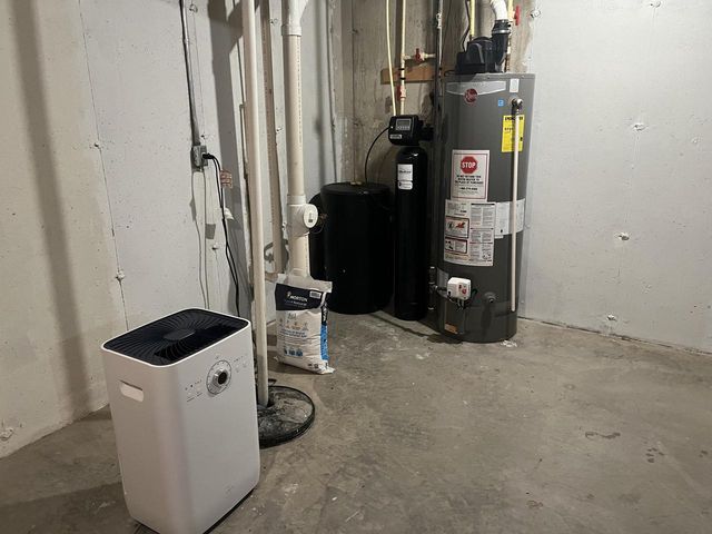 1240 Peninsula LANE, Whitewater, WI 53190