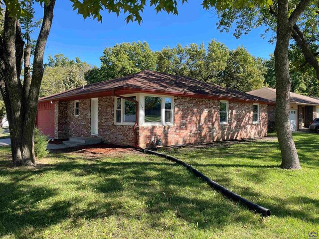 5324 SW 33rd ST, Topeka, KS 66614