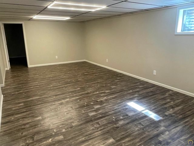 5324 SW 33rd ST, Topeka, KS 66614