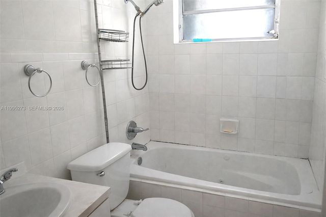 1671 NW 154th St, Miami Gardens, FL 33054