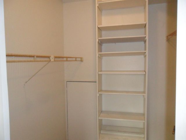 9420 S Hollybrook Lake Drive 105, Pembroke Pines, FL 33025