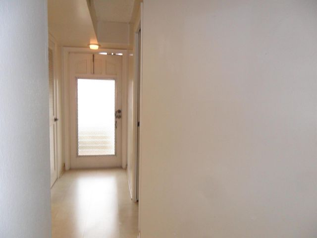 9420 S Hollybrook Lake Drive 105, Pembroke Pines, FL 33025