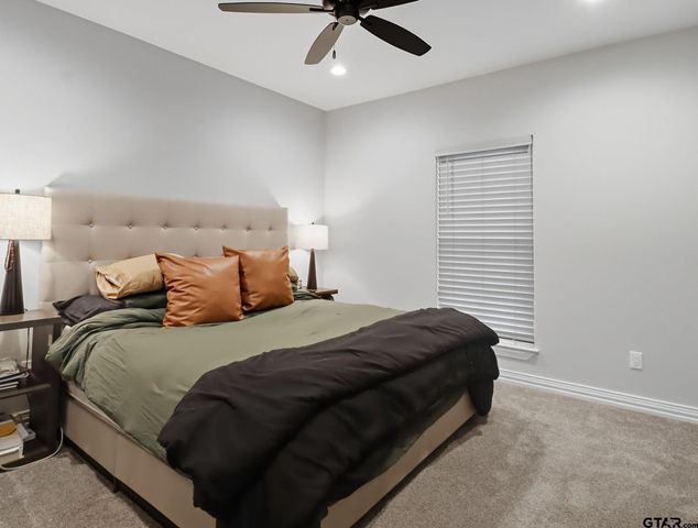 4501 Windsor Park Ln, Kilgore, TX 75662