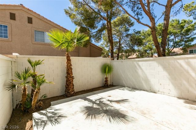 2821 Cool Water Drive, Henderson, NV 89074