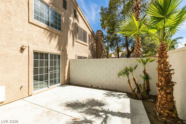 2821 Cool Water Drive, Henderson, NV 89074