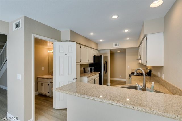 2821 Cool Water Drive, Henderson, NV 89074