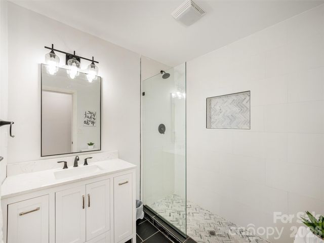 4647 Big Level Road, Mill Spring, NC 28756