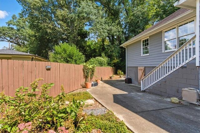 2238 Ridgedale NE Road, Atlanta, GA 30317