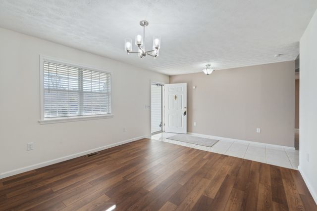 130 Osco Dr, Hohenwald, TN 38462