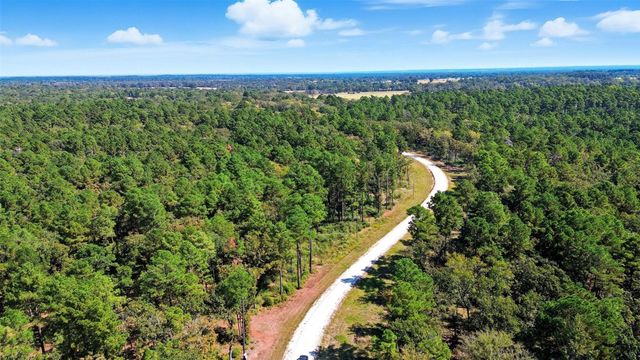 60 County Road 114, Centerville, TX 75833