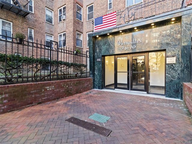 76-10 34th Avenue 1O, Jackson Heights, NY 11372