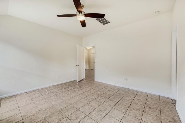 387 De Coster Boulevard, Alvin, TX 77511