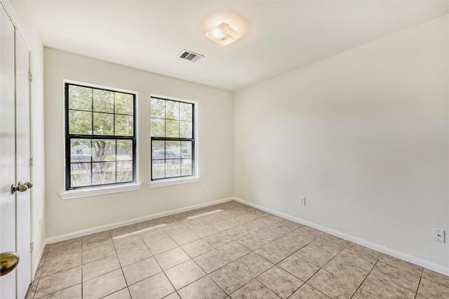 387 De Coster Boulevard, Alvin, TX 77511