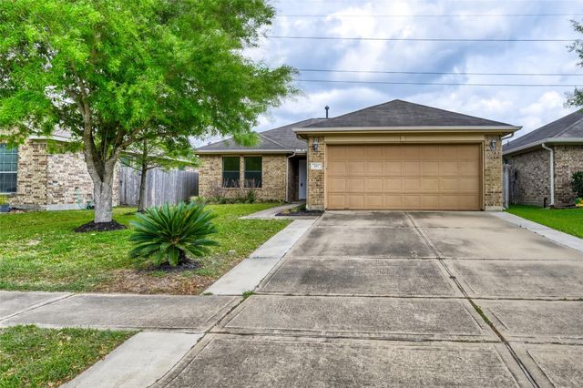 387 De Coster Boulevard, Alvin, TX 77511
