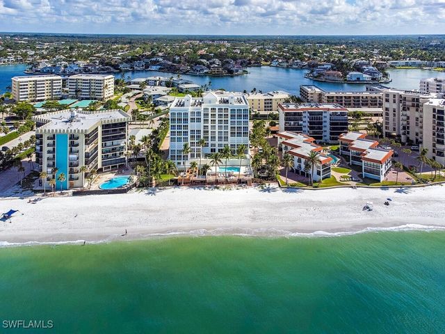 3377 Gulf Shore BLVD N 6C, Naples, FL 34103