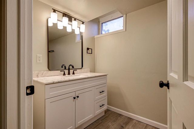 1630 E GLENDALE AVENUE, Appleton, WI 54911