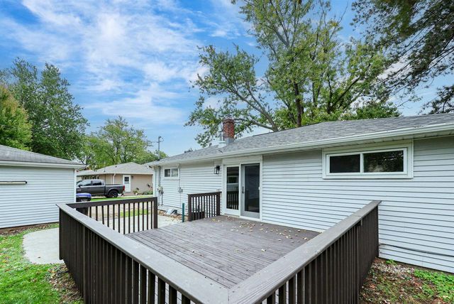 1630 E GLENDALE AVENUE, Appleton, WI 54911