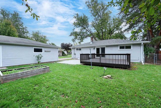 1630 E GLENDALE AVENUE, Appleton, WI 54911