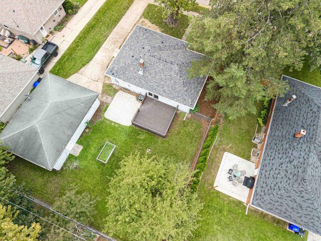 1630 E GLENDALE AVENUE, Appleton, WI 54911