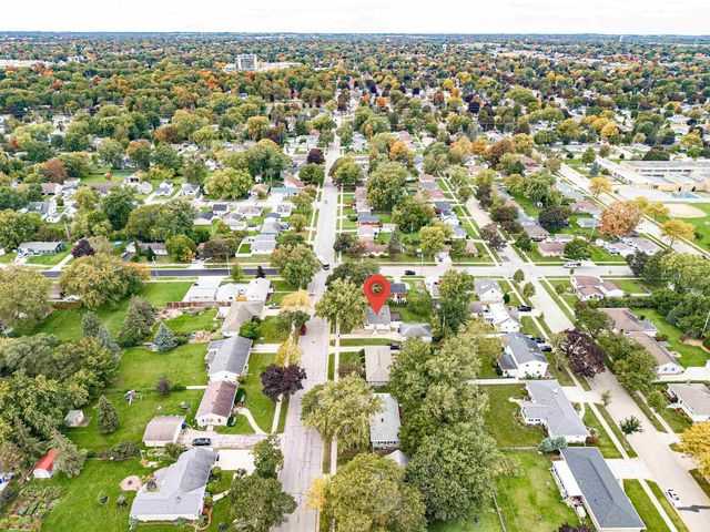 1630 E GLENDALE AVENUE, Appleton, WI 54911