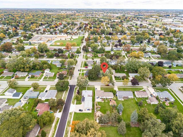 1630 E GLENDALE AVENUE, Appleton, WI 54911