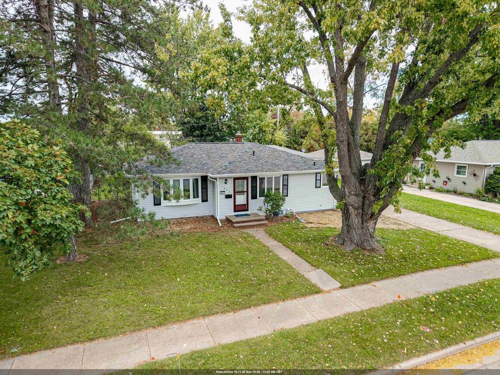 1630 E GLENDALE AVENUE, Appleton, WI 54911