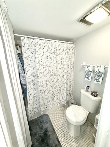 1030 Silk Oak Terrace 101, Delray Beach, FL 33445