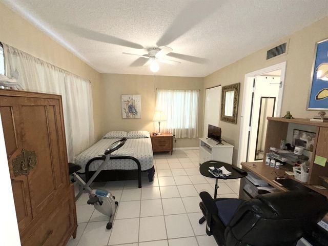 1030 Silk Oak Terrace 101, Delray Beach, FL 33445