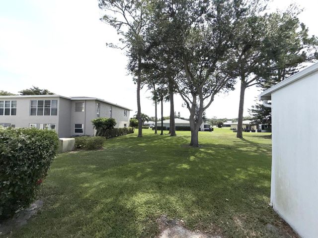 1030 Silk Oak Terrace 101, Delray Beach, FL 33445