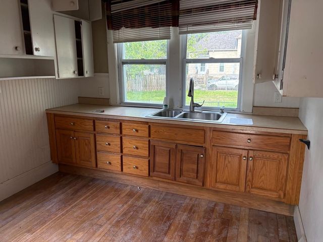 206 Reber Avenue, Waterloo, IA 50701