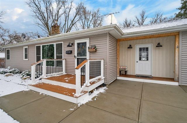 3119 Cadillac Drive, Cedar Falls, IA 50613