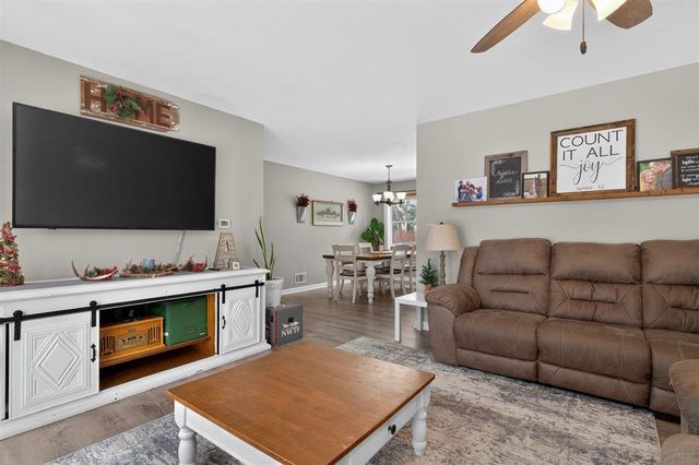 3119 Cadillac Drive, Cedar Falls, IA 50613