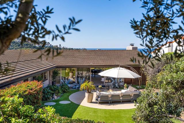 7846 Esterel Dr, La Jolla, CA 92037