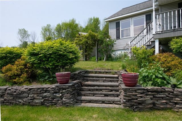 1506 Sanford Hollow Road, Middletown, NY 12459