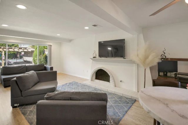 1982 San Juan, Tustin, CA 92780