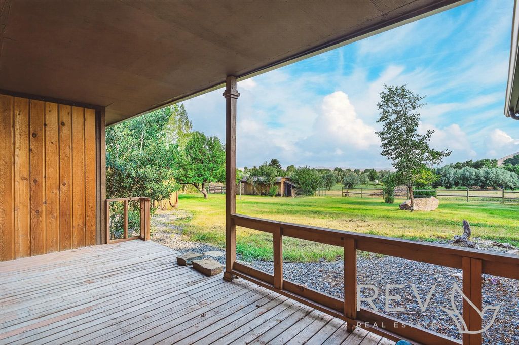 5550 Greybull Hwy, Cody, WY 82414 photo 4