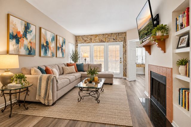 5550 Spring Valley Road C21, Dallas, TX 75254
