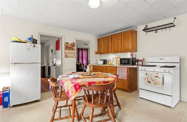 136 Duke Street, East Greenwich, RI 02818