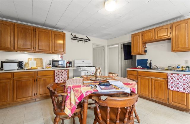 136 Duke Street, East Greenwich, RI 02818