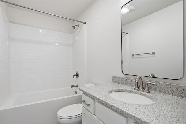 770 River Bend Lane, North Liberty, IA 52317