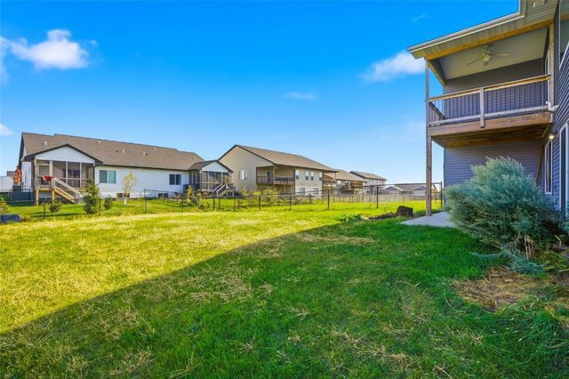 770 River Bend Lane, North Liberty, IA 52317