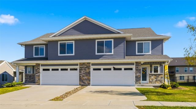 770 River Bend Lane, North Liberty, IA 52317