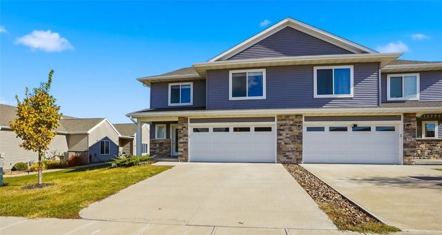 770 River Bend Lane, North Liberty, IA 52317