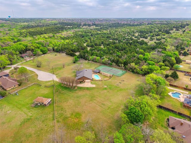 5840 Crystal Drive, Midlothian, TX 76065