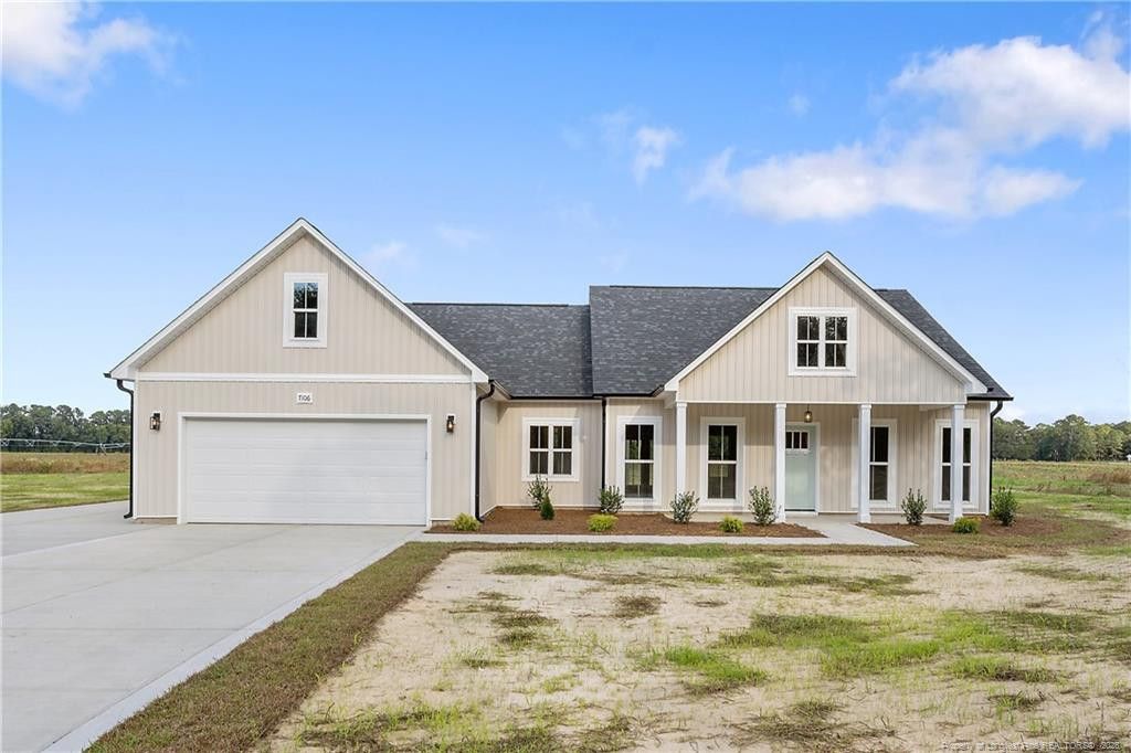 3309 NC 20 Highway, St. Pauls, NC 28384
