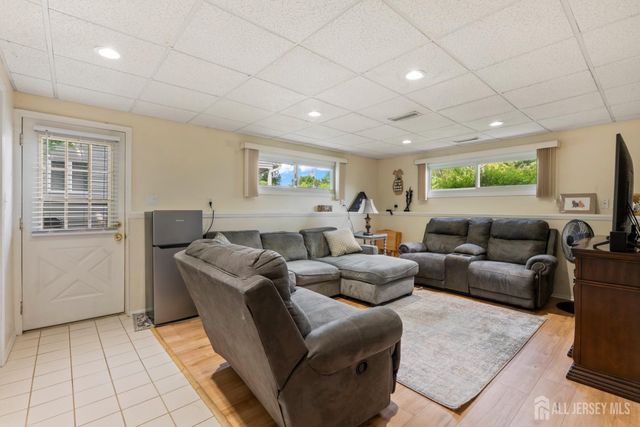30 Oxford Road, East Brunswick, NJ 08816