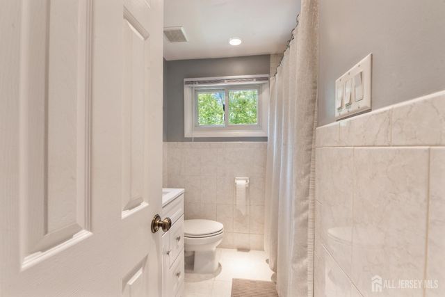 30 Oxford Road, East Brunswick, NJ 08816