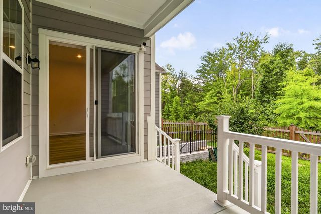 18270 MOSS GARDEN RD, Dumfries, VA 22026