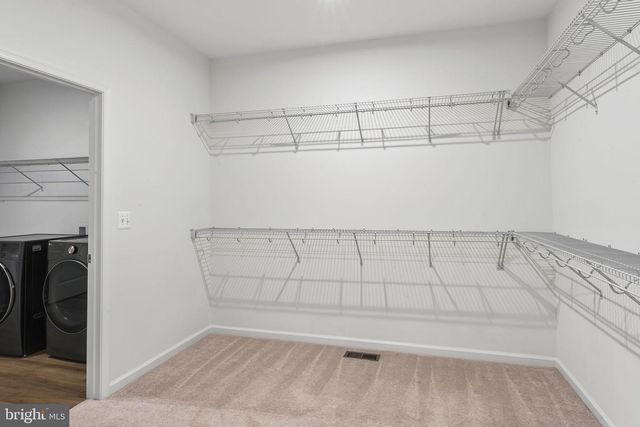 18270 MOSS GARDEN RD, Dumfries, VA 22026